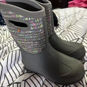 BOGS Waterproof Boots - Gray Multicolor| Size 3 | 35 EU | Like New kids boots